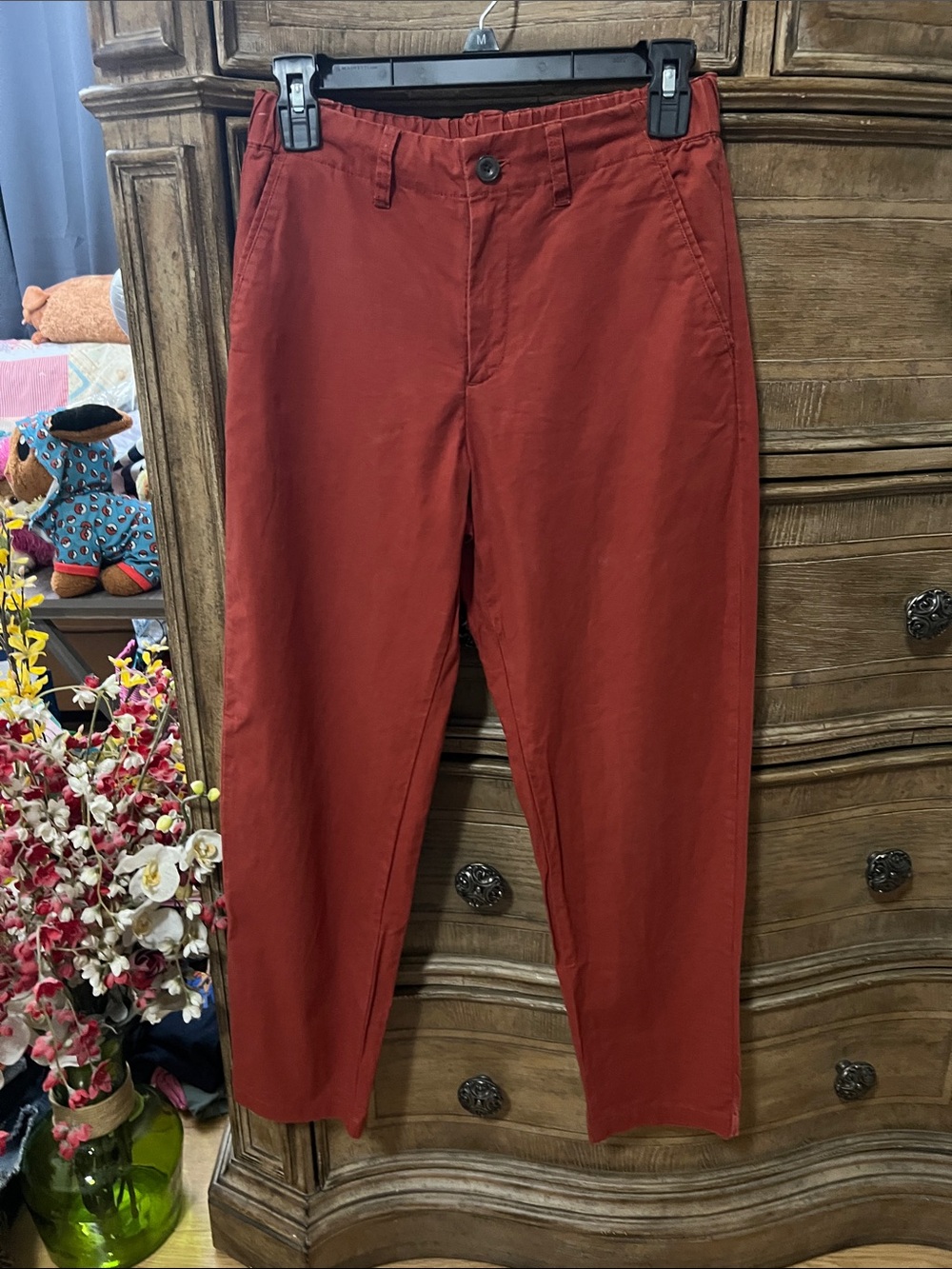 Uniqlo Women's Rust Red Chino Pants